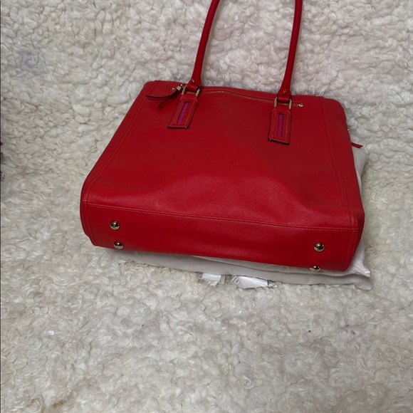 Elegant FULL TIME FABULOUS Red Women's Handbag - Picture 5 of 6